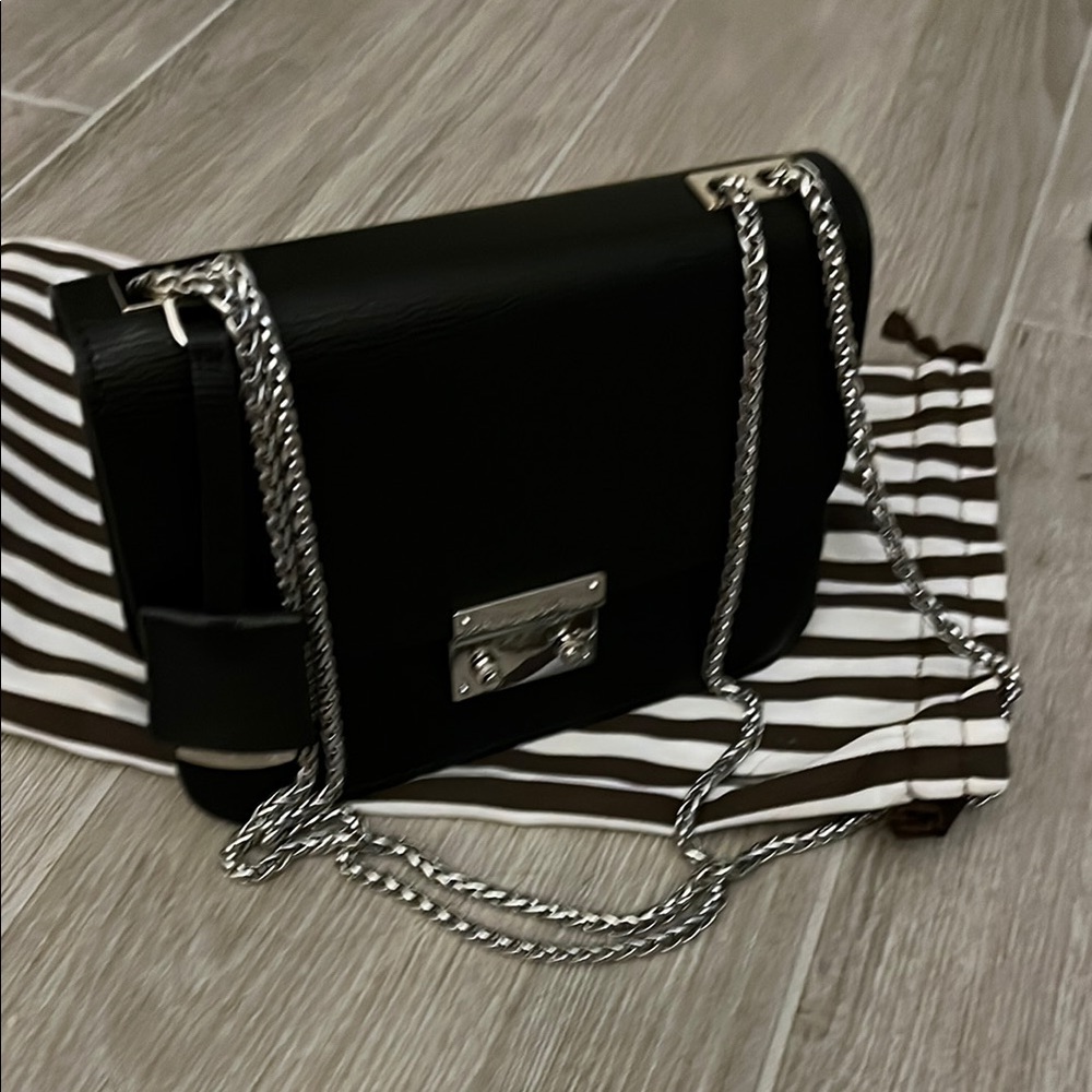 Henri bendel Waldorf shoulder bag. Black